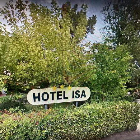 Hotel Isa